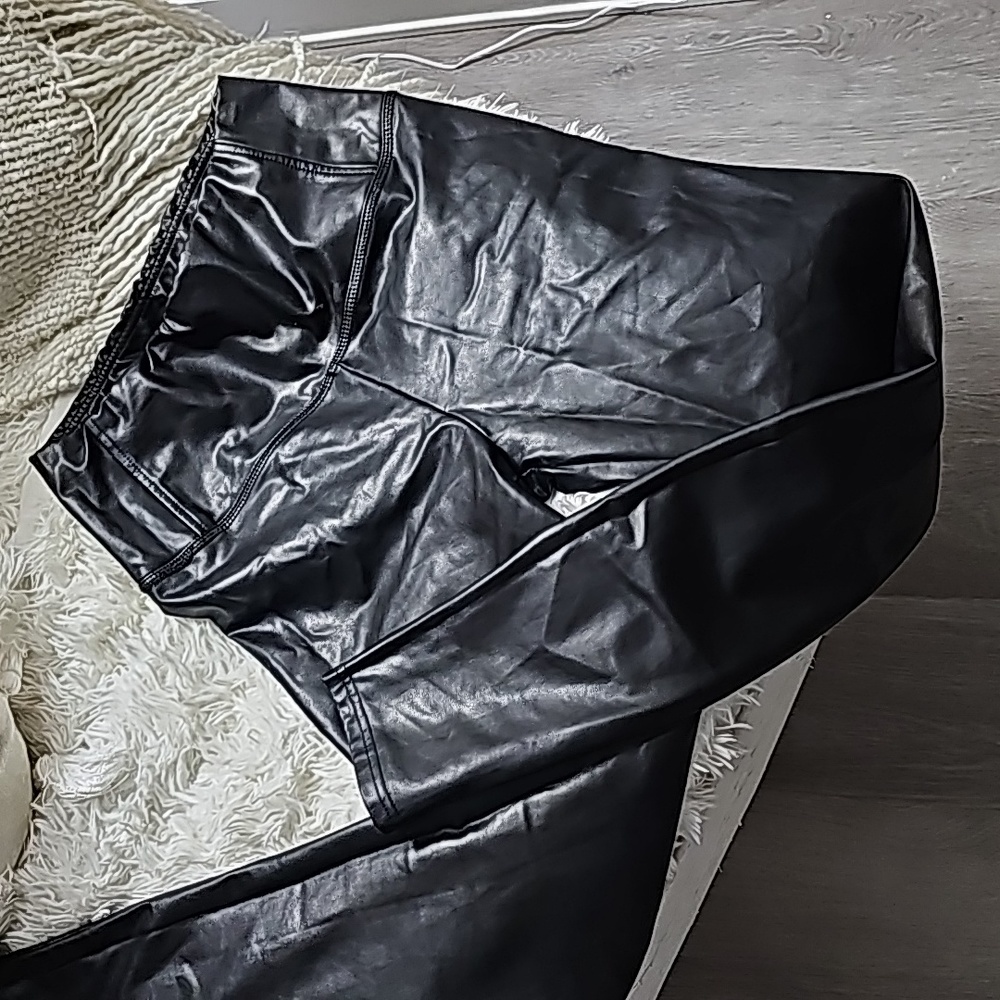 Faux leather leggings